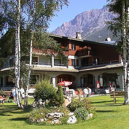 Nevada Hotel
